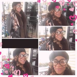 Meet your Posher, Cynthia